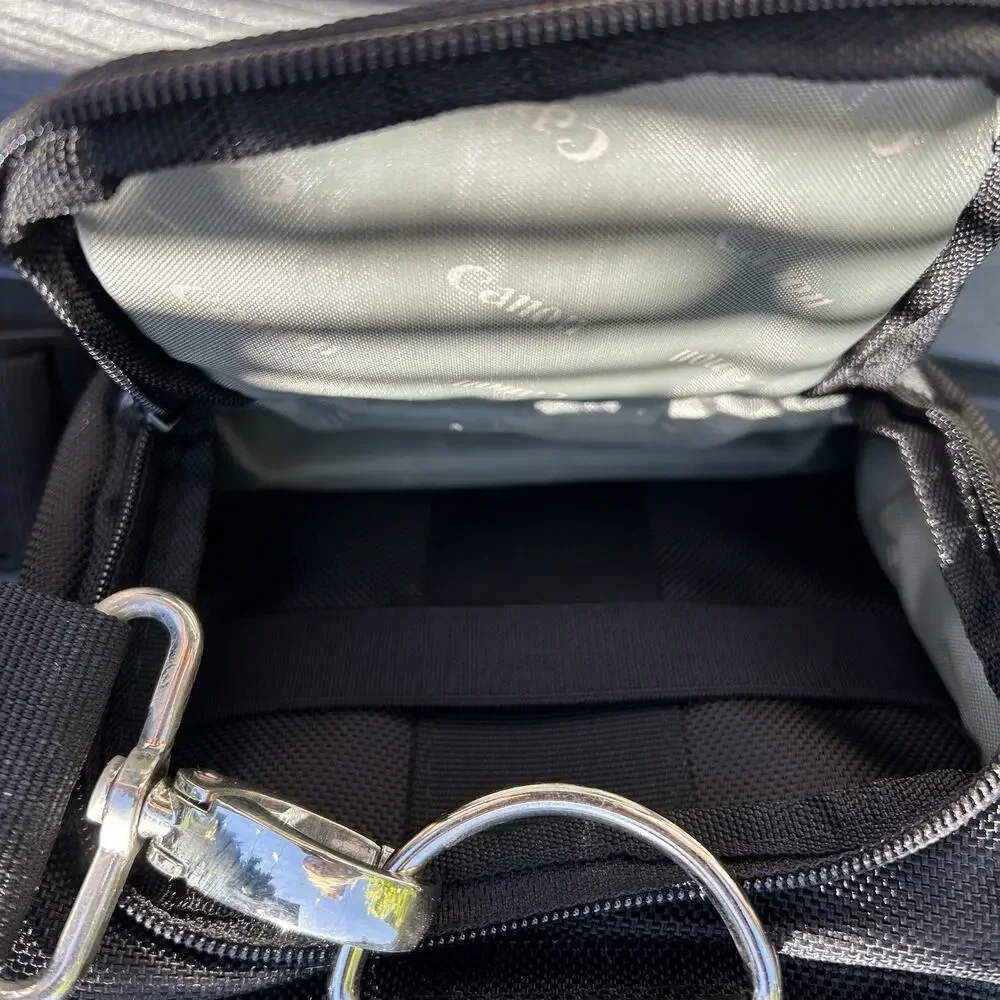 Canon Digital Gadget Bag DSLR EOS Rebel Travel Carry Case With Shoulder Strap